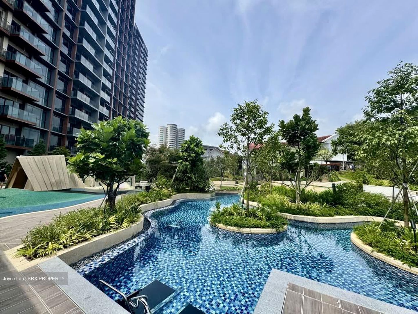 Amo Residence (D20), Apartment #557594601
